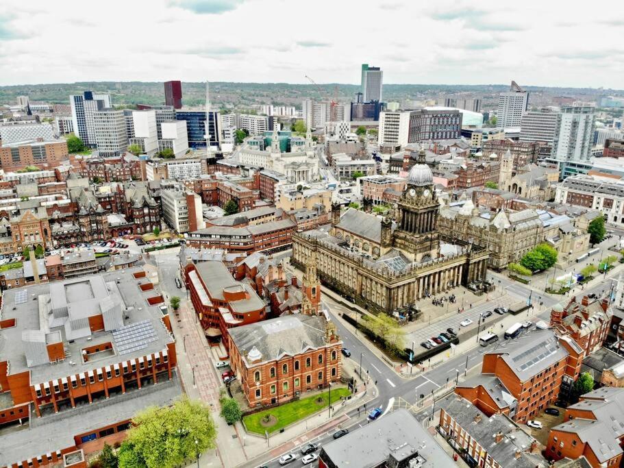 Stunning Two Bed City Centre Apartment Leeds  Eksteriør billede