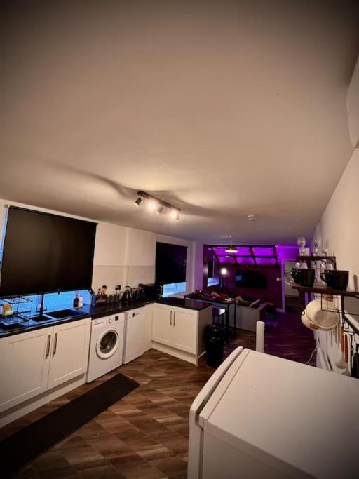 Stunning Two Bed City Centre Apartment Leeds  Eksteriør billede