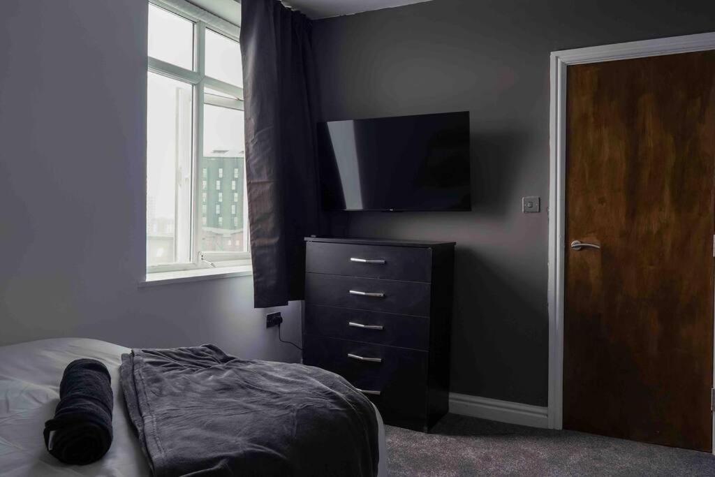Stunning Two Bed City Centre Apartment Leeds  Eksteriør billede